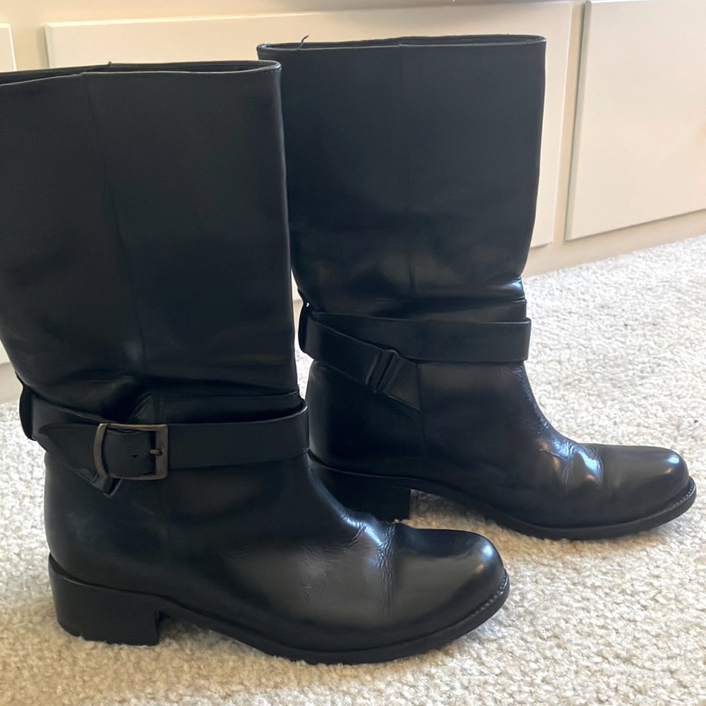 EUC Vero Cuoio italian black books, size 8.5 women’s